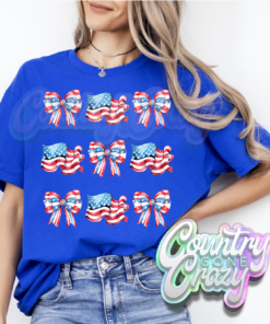 AMERICAN FLAGS AND BOWS T-SHIRT AMERICAN FLAGS AND BOWS T-SHIRT