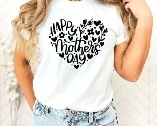 Happy Mother’s Day Flowers Heart Shirt Gift for Mommy