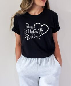 Happy Mother’s Day Heart Shirt Gift for Mom Happy Mother’s Day Heart Shirt Gift for Mom