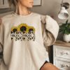 Leopard Mama Sunflower T-shirt Mother’s Day Gift for Mommy