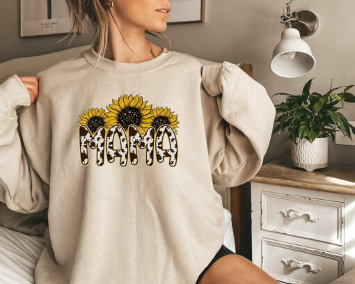 Leopard Mama Sunflower T-shirt Mother’s Day Gift for Mommy