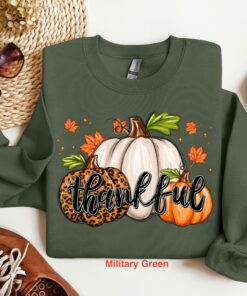 Leopard Pumpkin Sweatshirt Unique Thanksgiving Gift Leopard Pumpkin Sweatshirt Unique Thanksgiving Gift