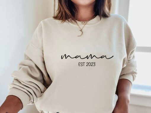 Mama Est 2023 Sweatshirt Mother’s Day Gift for Mommy to be Shirt