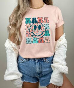 Mama Smiley Face Shirt Aesthetic Mom Tee Mother’s Day Gift Mama Smiley Face Shirt Aesthetic Mom Tee Mother’s Day Gift