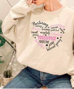 Mother’s Day Shirt Gift for Mom Mama Heart Graphic Tees