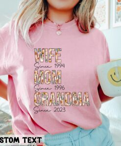 Promoted to Grandma Shirt Custom New Grandma To Be Gift Pregnancy Announcement Mother’s Day Mom to Grandma Tee
