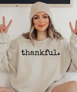 Retro Thankful Sweatshirt Cute Unique Thanksgiving Gift Retro Thankful Sweatshirt Cute Unique Thanksgiving Gift