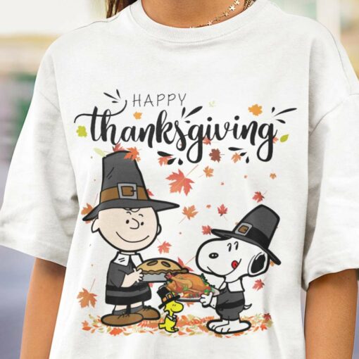 Snoopy And Charlie Brown Happy Thanksgiving Day Tee