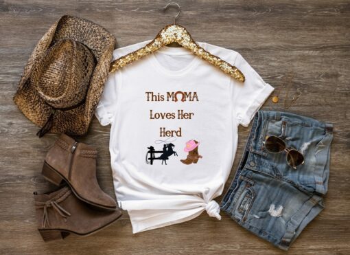 This Mama Loves Her Herd Highland Cow Farm Funny Mother’s Day Shirt Country Cowgirl Gift For Mom