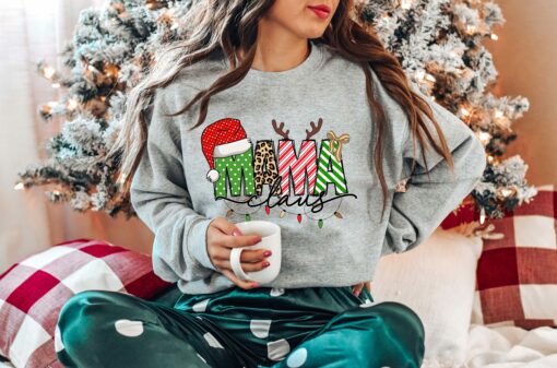 Unique Mama Claus Sweatshirt Trendy Mom Gift