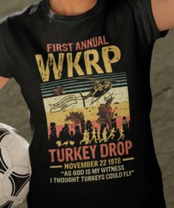 Vintage Happy Thanksgiving First Annual Wkrp Turkey Drop Thanksgiving Day Shirt Vintage Happy Thanksgiving First Annual Wkrp Turkey Drop Thanksgiving Day Shirt