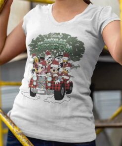 Animal Kingdom Safari Christmas T-shirt Disney