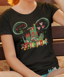 Castle Mickey And Friends Christmas T-shirt