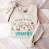 Chillin’ With My Snowmies Cute Blue Sweatshirt Unique Xmas Gift