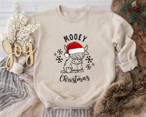 Christmas Country Western Mooey Cow Sweatshirt Lovely Unique Xmas Gift