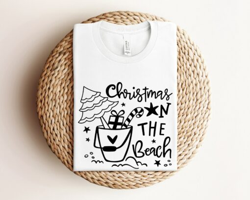 Christmas On The Beach Santa July Hawaiian Minimalist Sweatshirt Lovely Unique Xmas Gift