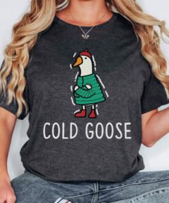 Cold Silly Goose Funny Christmas Sweatshirt Lovely Unique Xmas Gift
