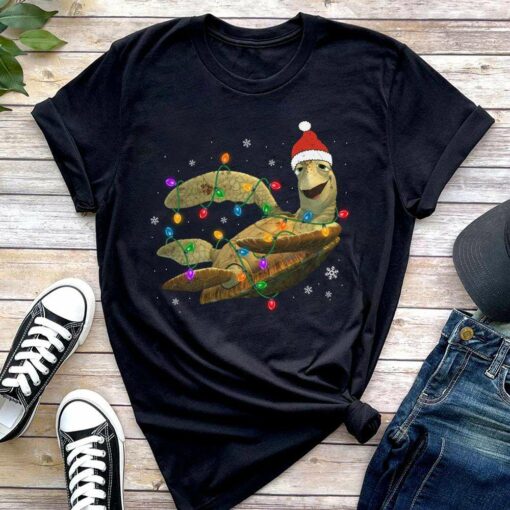 Crush Turtle Christmas Lights T-Shirt Finding Nemo