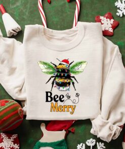 Cute Bee With Santa Hat Christmas Lights Sweatshirt Lovely Unique Xmas Gift