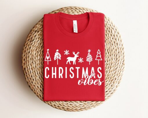 Cute Christmas Vibes Christmas Tree Sweatshirt Lovely Unique Xmas Gift