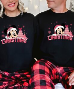 Disneyland Christmas Cute Pink Mickey And Minnie Mouse Sweatshirt
