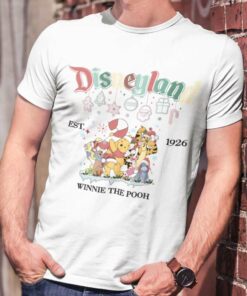 Disneyland Pooh and Friends Christmas T-shirt Winnie The Pooh
