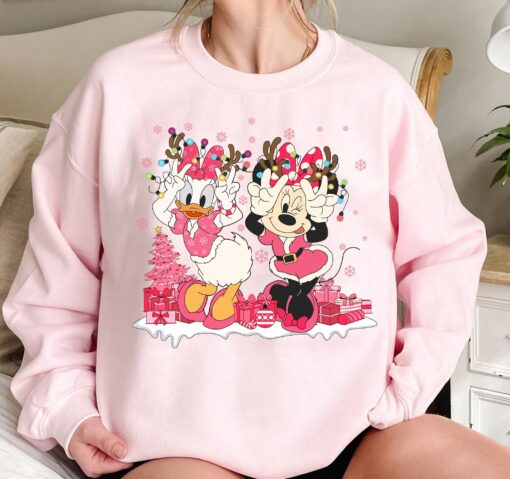 Disneyland Reindeer Minnie & Daisy Christmas Pink Tree T-Shirt Lovely Unique Xmas Gift Sweatshirt