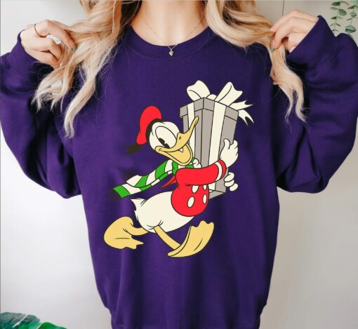 Disneyland Vintage Santa Donald Duck With Holiday Present Cute Sweatshirt Unique Xmas Gift