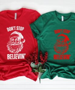 Don’t Stop Believin Retro Vintage Santa Sweatshirt Lovely Unique Xmas Gift
