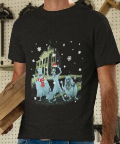 Hitchhiking Ghosts Haunted Mansion Snow Rainning Christmas T-shirt