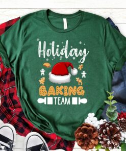 Holiday Baking Team Dabbing Gingerbread Cookie Santa Hat Sweatshirt Cute Unique Xmas Gift