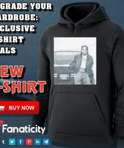 Man in the garden shirt Man in the garden shirt