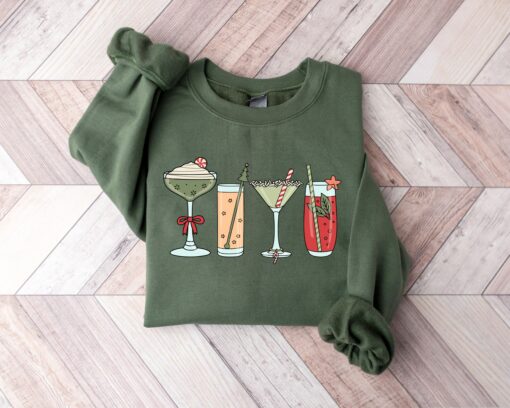 Merry Christmas Cocktails Party Drinks Sweatshirt