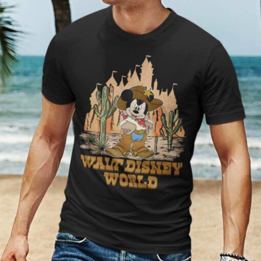 Mickey Cowboy Walt Disney World Christmas T-shirt