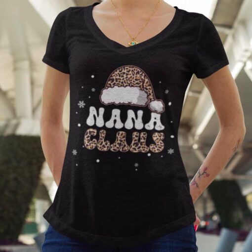 Nana Claus Leopard Santa Hat Christmas T-Shirt