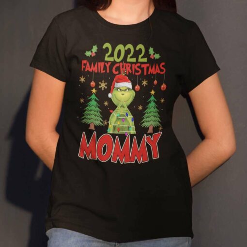 Personalize Custom Name Grinch Family Mommy Christmas T-shirt Disney