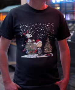 Snoopy And Charlie Brown Xmas Night T-shirt Peanuts