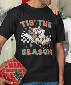 Tis The Season Checkerboard Mickey And Minnie Skiing Sleigh Ride Christmas T-shirt Disney