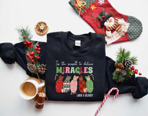 Tis The Season To Deliver Miracles Nurse Christmas Lovely Unique Sweatshirt