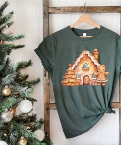 Vintage Gingerbread Cookies House Cute Girl Christmas Sweatshirt