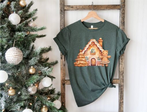 Vintage Gingerbread Cookies House Cute Girl Christmas Sweatshirt