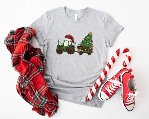 Funny Farmer Tractor With Christmas Tree Sweatshirt