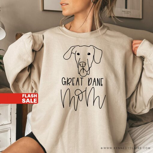 GREAT DANE Mom Dog Sweatshirt Lovely Unique Xmas Gift