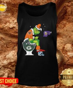 Good The Grinch Chicago Bears Shit On Toilet Green Bay Packers And Other Teams Christmas Shirt 3