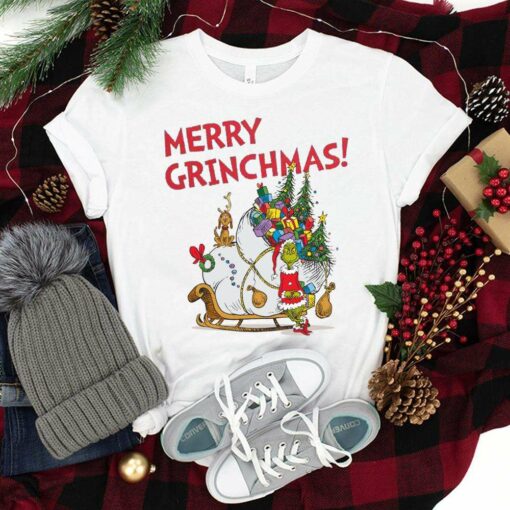 Grinch Santa & Max Reindeer Sleigh Huge Bag Gifts Merry Christmas T-shirt