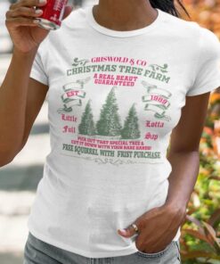 Griswold & Co A Real Beaut Guaranteed Christmas T-shirt