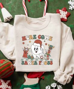 Here Come Santa Floss Cute Teeth Dental Christmas Sweatshirt Lovely Unique Xmas Gift