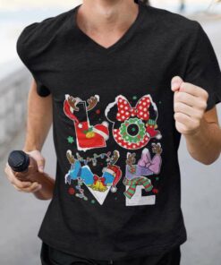 LOVE Sign Mickey Minnie Mouse Donald Daisy Duck Christmas T-shirt LOVE Sign Mickey Minnie Mouse Donald Daisy Duck Christmas T-shirt