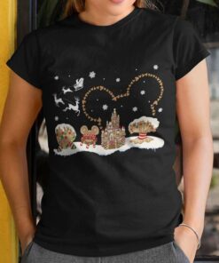 Magic Kingdom Christmas T-shirt Disney Magic Kingdom Christmas T-shirt Disney