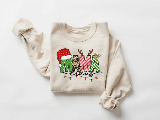 Merry ChristmasMama Claus Sweatshirt Lovely Unique Xmas Gift For Mom